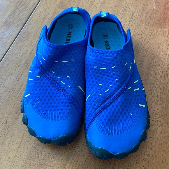merence Other - Kids Water Shoes Aqua Swim Beach Sports Quick Dry Youth Size 5 big kid